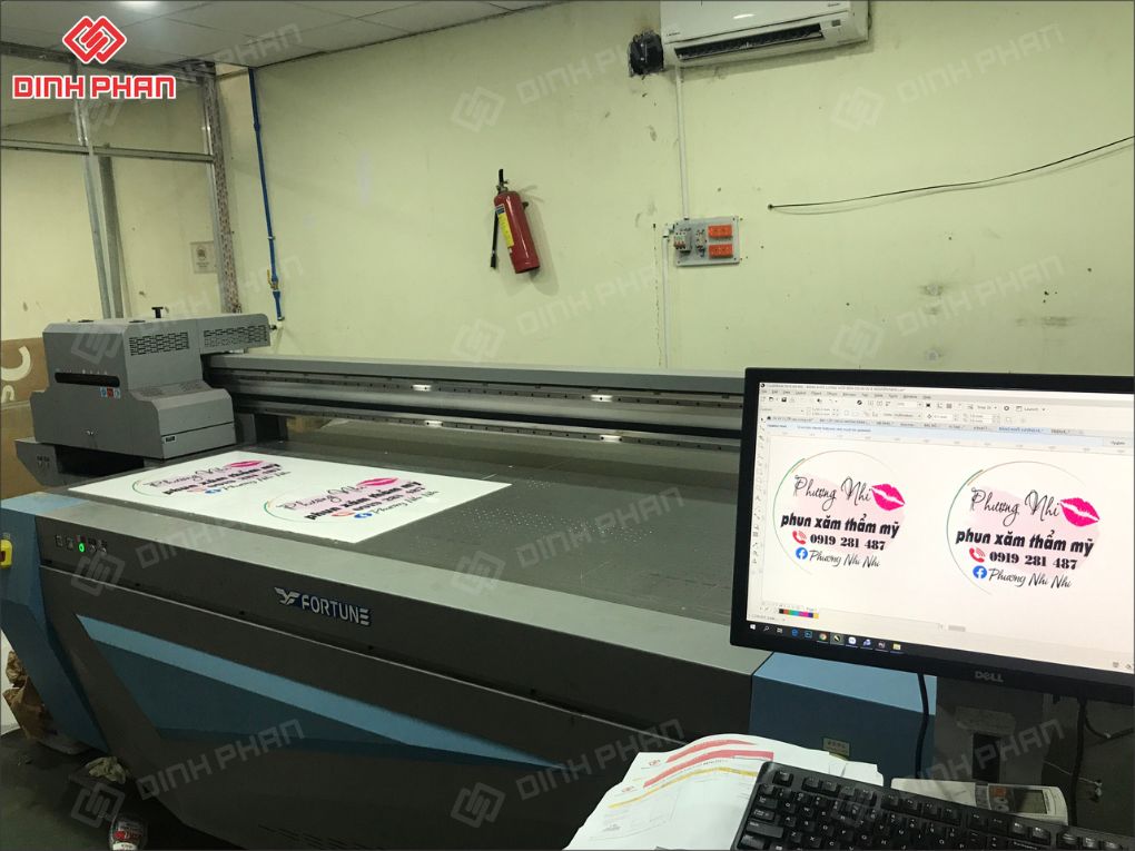 Dịch Vụ In UV TPHCM Giá Rẻ, Lấy Ngay