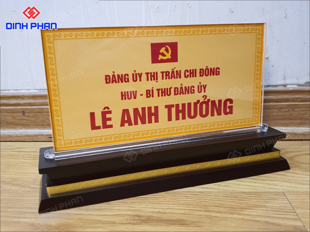 Làm Biển Chức Danh Sang Trọng, Đẳng Cấp