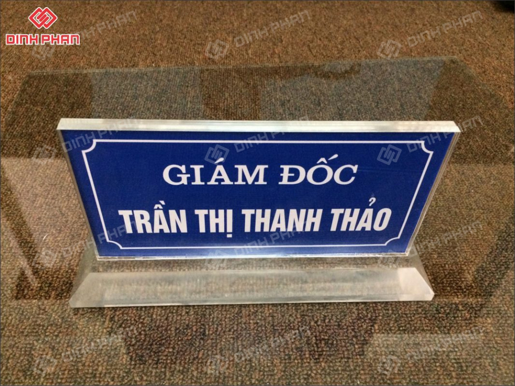 Làm Biển Chức Danh Sang Trọng, Đẳng Cấp