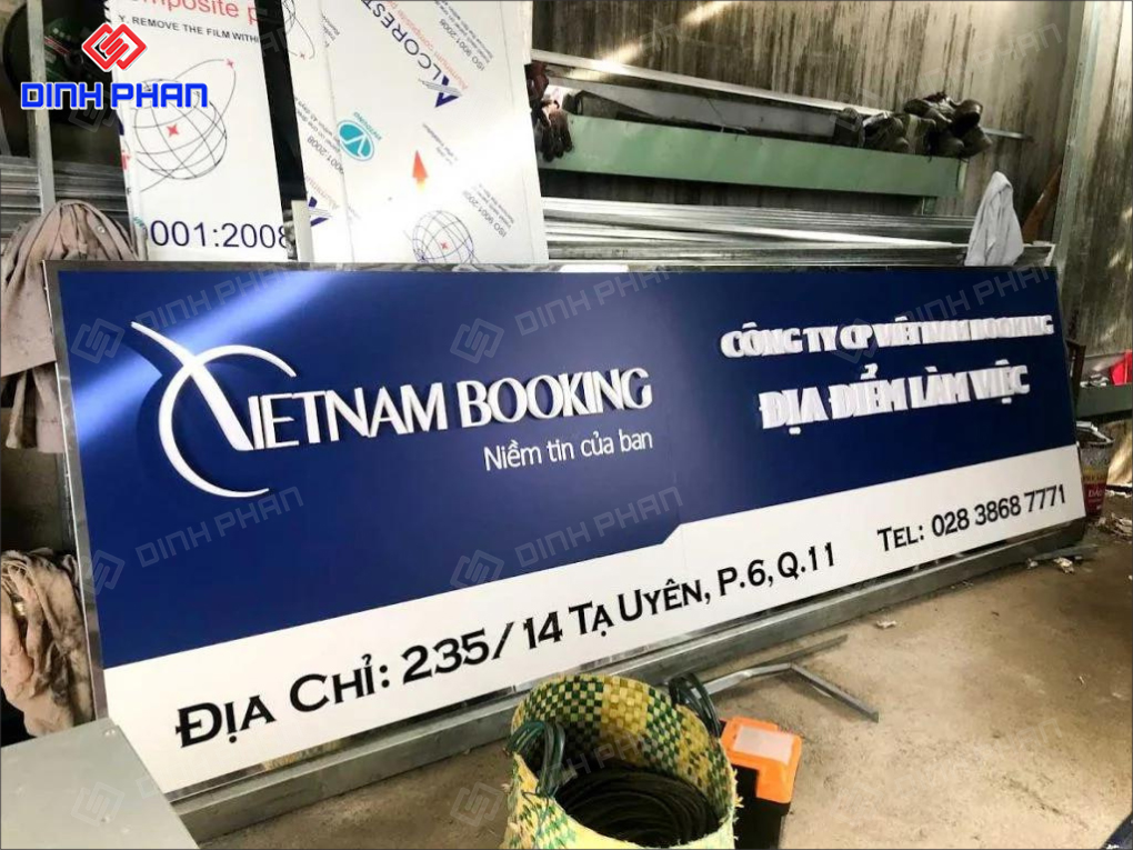 Gia Công Bảng Hiệu Tole Giá Rẻ, Phong Cách