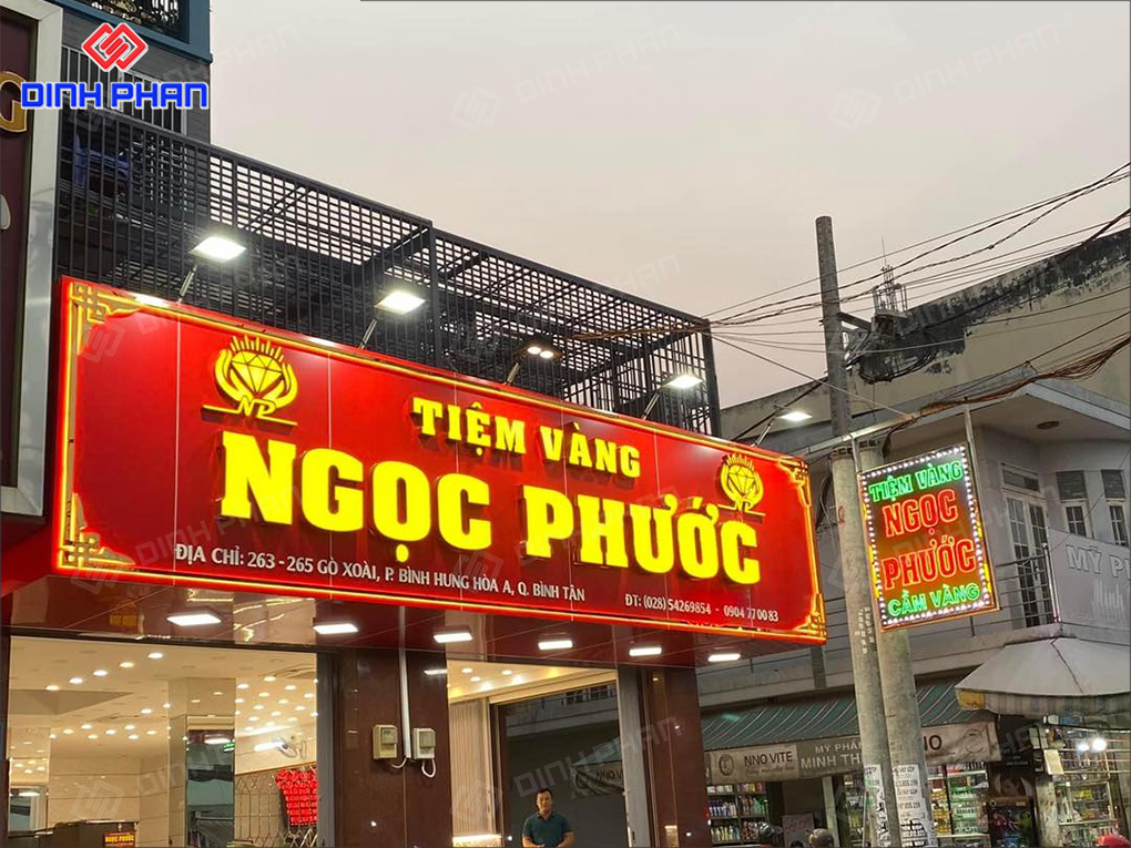 Làm Bảng Hiệu Tiệm Vàng Đẹp, Phong Thủy