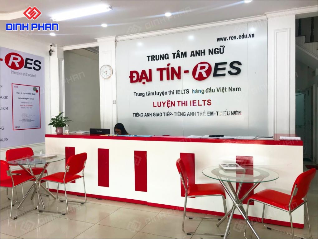 Làm Bảng Hiệu Trung Tâm Tiếng Anh Cao Cấp