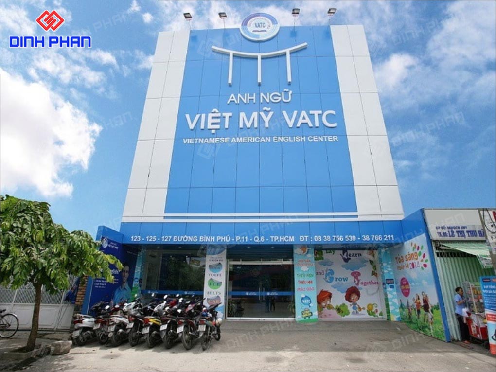 Làm Bảng Hiệu Trung Tâm Tiếng Anh Cao Cấp