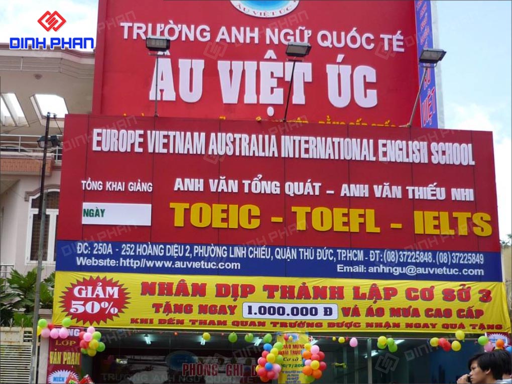 Làm Bảng Hiệu Trung Tâm Tiếng Anh Cao Cấp