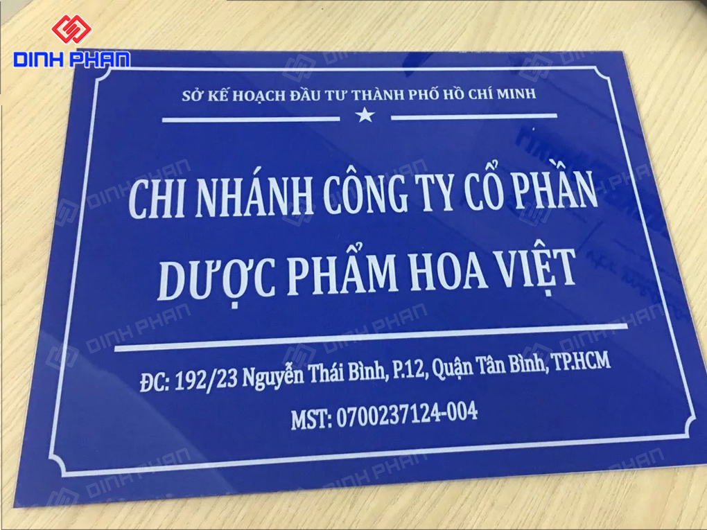 Làm Bảng Hiệu Mica Dán Decal Đẹp, Giá Rẻ